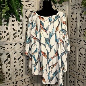 CURVE TOTALLY CUTE WHITE WITH MULTICOLOR FEATHERS ASYMMETRICAL MID SLEEVE TOP